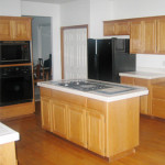 Image of kitchen before it was remodeled.